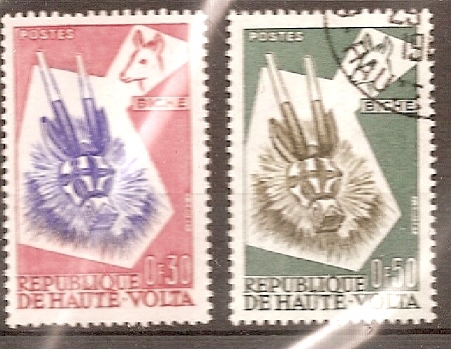 Haute Volta YT 71 N** et 73 obl Masques
