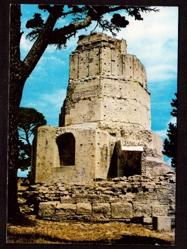 France Cpsm Nîmes ( Gard ) la tour Magne - monument romain