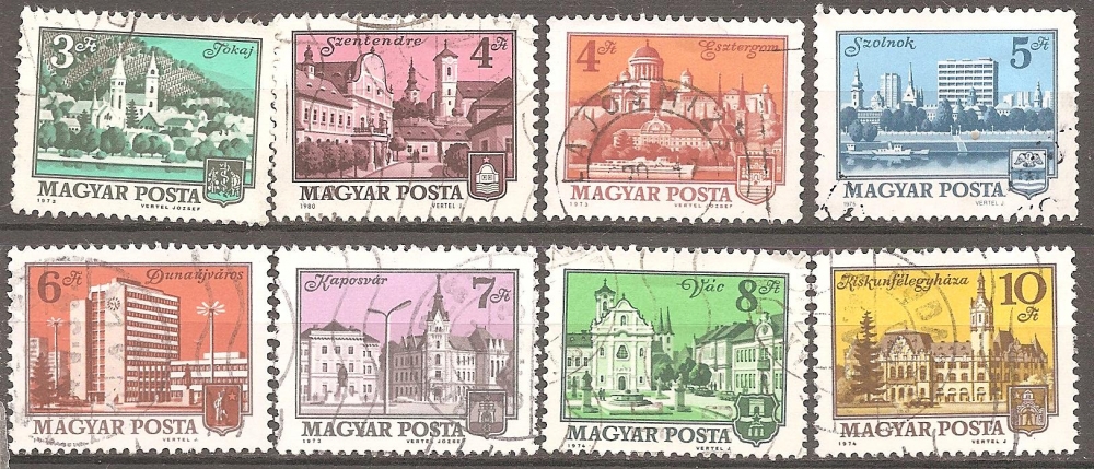 Hongrie 1973-74-75-1980 YT 2309-2311/2411-2412/2423/2728 Obl Villes de Hongrie