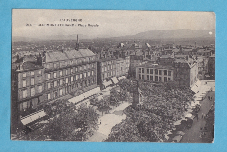 (63)- CLERMONT -FERRAND - place royale - circulee