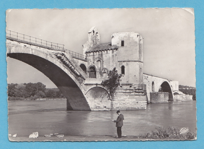AVIGNON- Le Pont St Bénézet -la Chapelle-année 1960 - carte photo-circulee