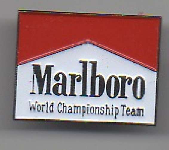 PIN'S - MARLBORO : WORLD CHAMPIONSHIP TEAM