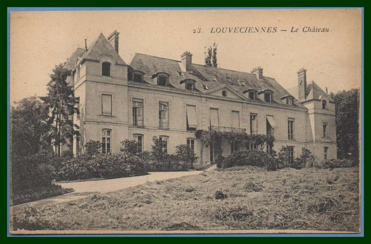 CPA  Louveciennes château  non écrite BE
