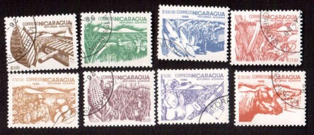 Nicaragua 1986 Y&T 2668 à 2675 (o) réforme agraire lot de 8 timbres
