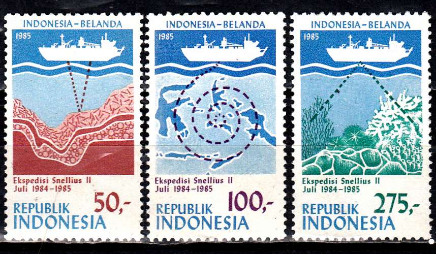 Indonésie 1048 / 50 Expédition océanographique