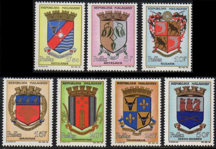 Madagascar N° 388 / 392A * complet  Armoiries