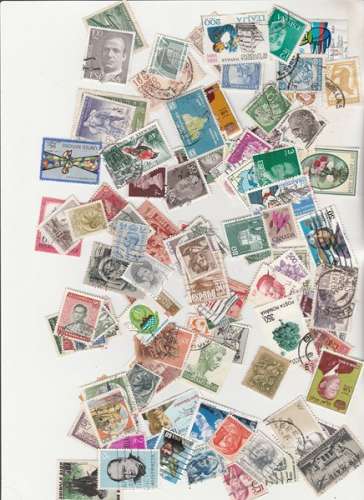 lot de plus de 100 timbres du monde