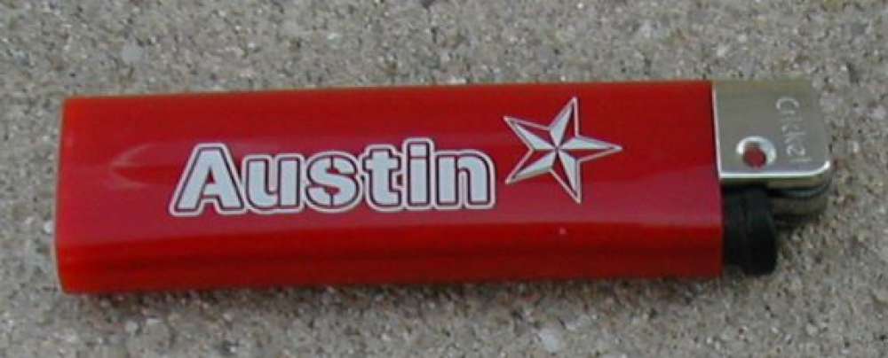 Briquet Cricket Lighter Isqueiro Austin rouge