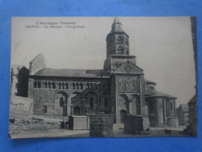 63-ORCIVAL la basilique , dos vert