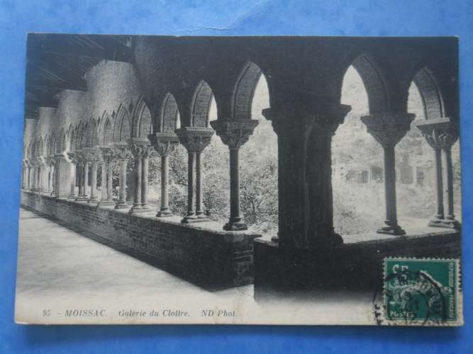 82-MOISSAC galerie du cloitre , circuée en 1912