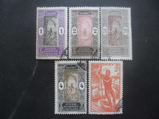 DAHOMEY 5 timbres différents oblitérés 