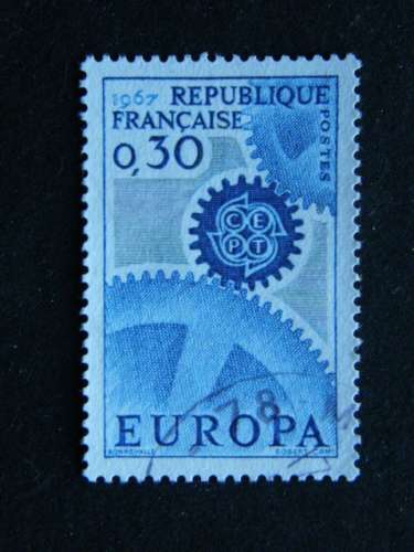 Y.T. 1521 Oblitéré avec cachet rond