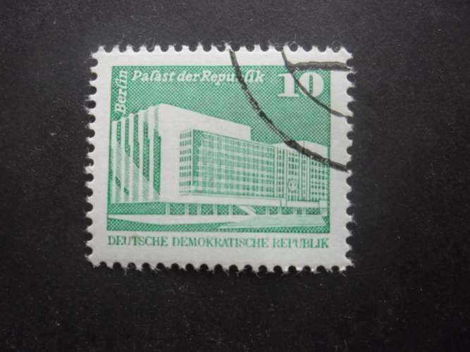 DDR N°2146 palais de la République a Berlin oblitéré