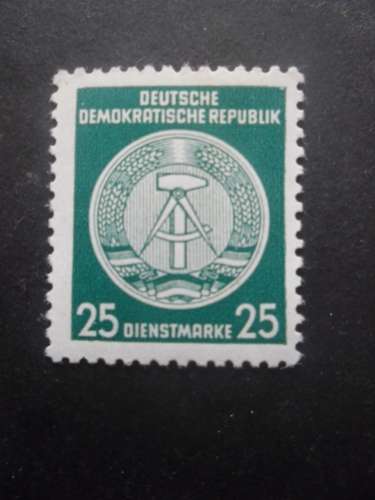 DDR service N°23 neuf ** cote 3,50€