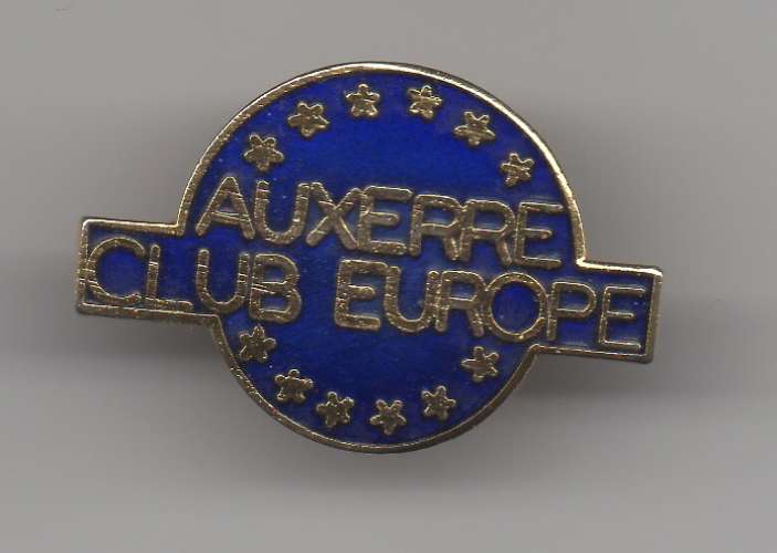 PIN'S - FOOTBALL - AJ Auxerre : Club Europe