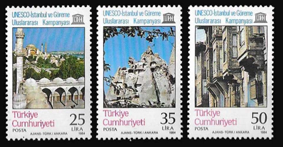 Turquie - Campagne de l'UNESCO pour Istanbul et Goreme - neuf ** année - 1984