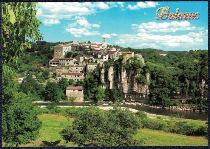 France Carte Postale Postcard Ardèche Balazuc Village de Caractère accroché à la falaise