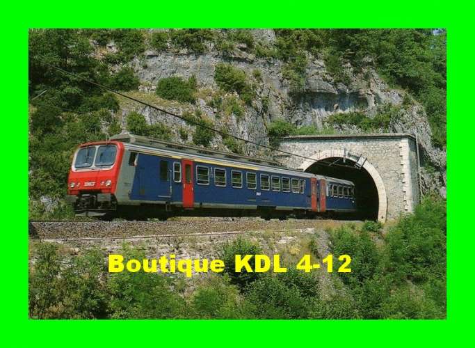 RU 0103 - Automotrice Z 7506 sortant du tunnel du Gaudolet - SEVERAC LE CHATEAU - Aveyron - SNCF