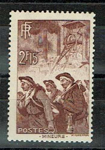 1938 - YT 390 ** MNH
