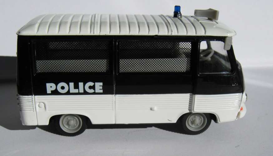 Peugeot J 7 - Car Police Secours - Echelle 1/43 ème