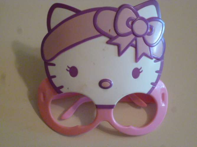 Lunette Hello Kitty / Mc Donalds / 2013