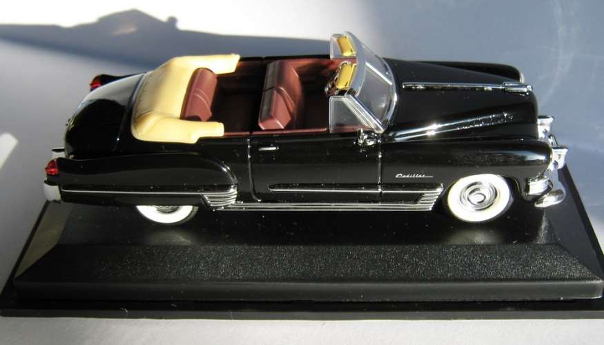 Cadillac - Coupé de ville - Echelle 1/43 ème