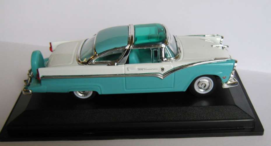 Ford - Crown Victoria - Echelle 1/43 ème