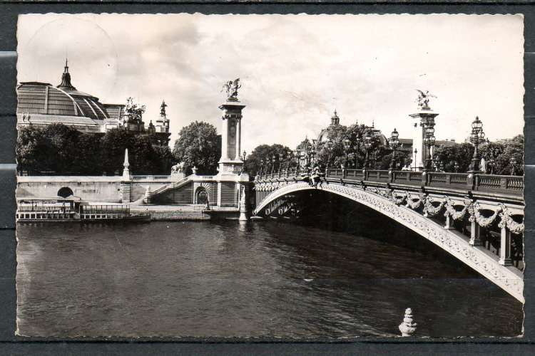 CP : Dept 75 Paris Pont Alexandre III – Petit et grand palais