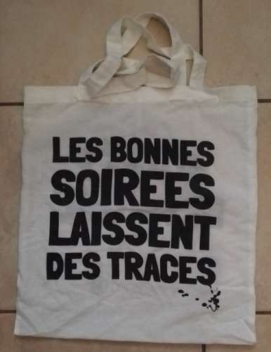 Sac Tissu Citadium Soirée pas que Blanche Les Bonnes soirées laissent des traces