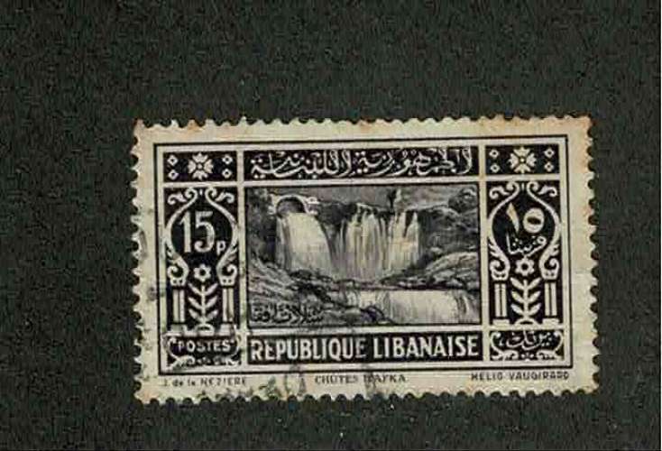 GRAND LIBAN  N° 145  ( rousseurs )