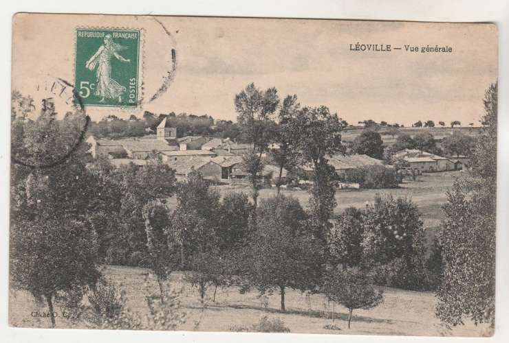 cpa 17  Leoville vue générale