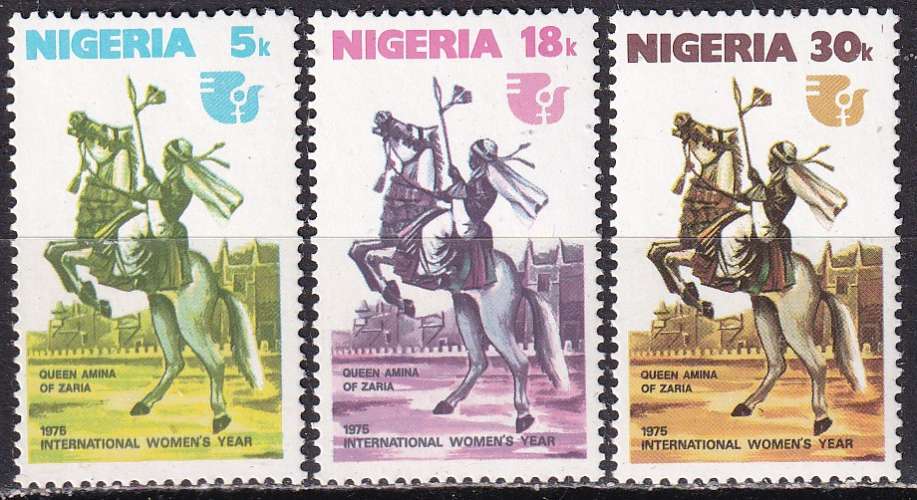 nigeria ... n° 322 à 324  neufs** ... 1975
