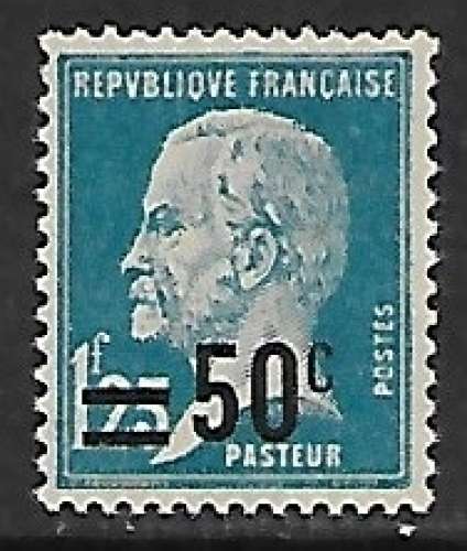 FRANCE 1926 YT 222 Neuf ** - Pasteur 1f25 bleu surchargée 50c