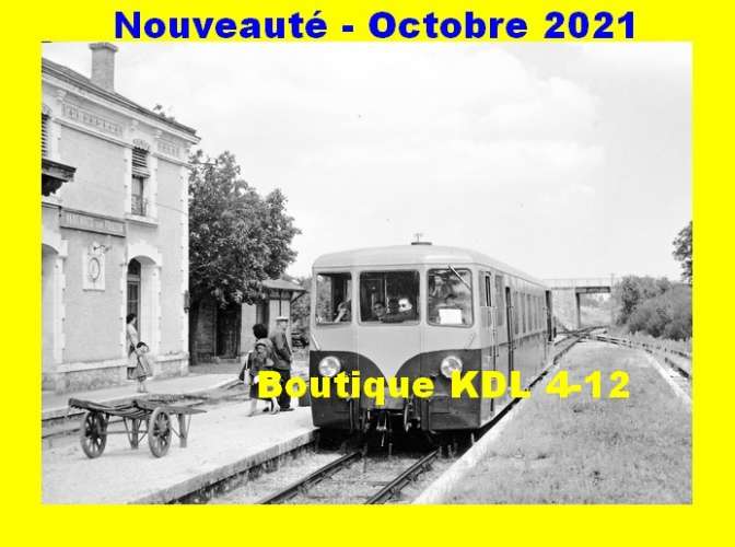 AL 720  - Autorail Verney en gare de VARENNES-SUR-FOUZON - Indre - BA