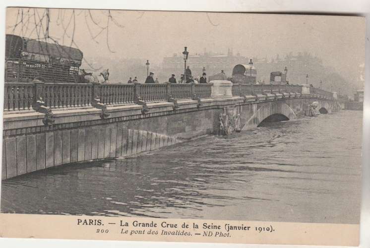 Cpa Crue de  la Seine Paris 1910 Le Pont des Invalides