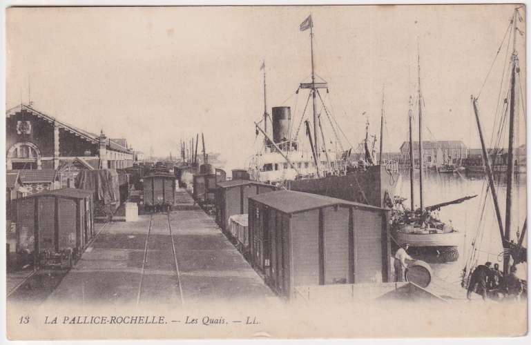 CPA La Pallice Rochelle Les quais - circulée en 1915