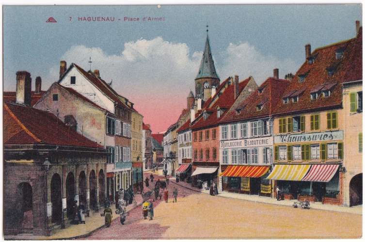 CPA 67 Haguenau - Place d'Armes - non circulée