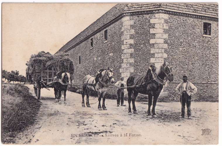 CPA Beauce - Arrivée à la ferme - non circulée