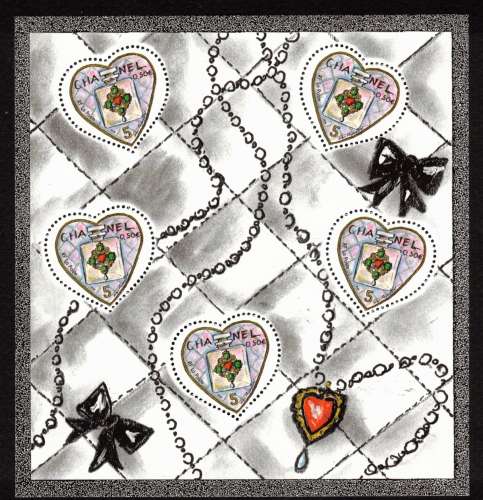 France 2004  bloc feuillet  Y&T 66 ** coeur Karl Lagerfeld
