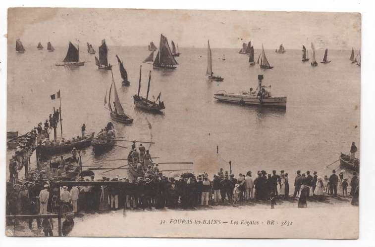 cpa17 Fouras les Bains les Régates