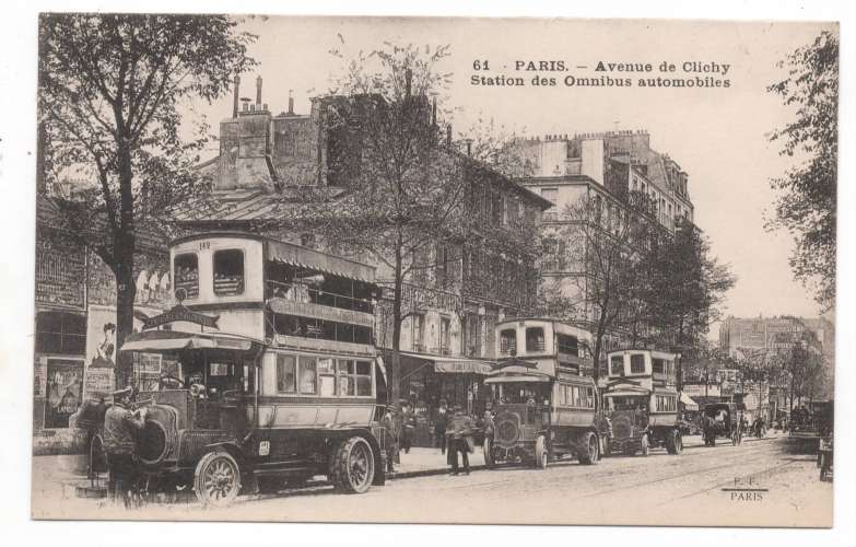 cpa Paris  Avenue de Clichy la station des Omnibus automobiles