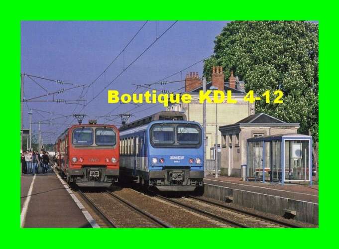 ACACF 511 - Automotrice Z 9609 en gare - LA SUZE - Sarthe - SNCF