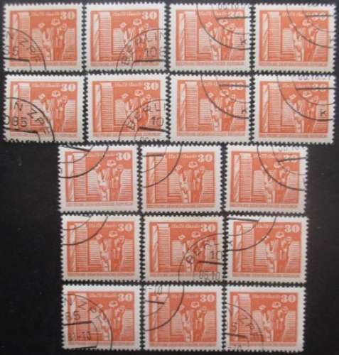 ALLEMAGNE DDR N°2239 X 17 oblitéré 