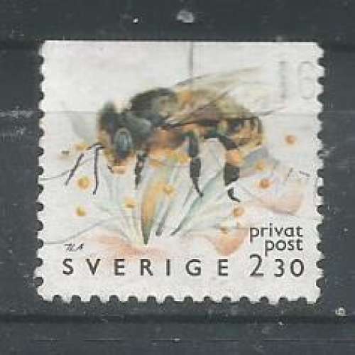 Suède 1990 - YT n° 1591 - Abeille butinant une fleur
