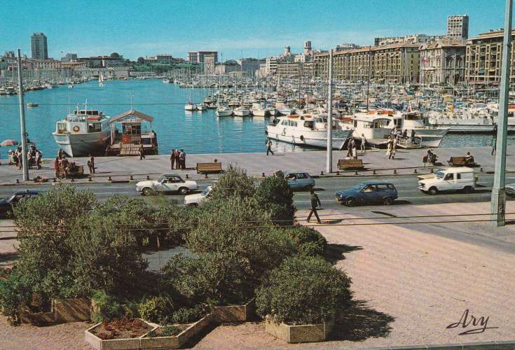 CPSM Marseille. Le vieux port