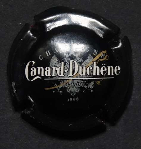 Capsule de champagne  Canard-Duchêne aigle bicéphale et 1968 noir, blanc, or référence Lambert n° ?