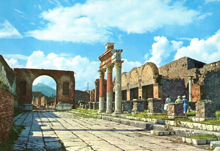 Pompei - Forum et Arc de Nerone