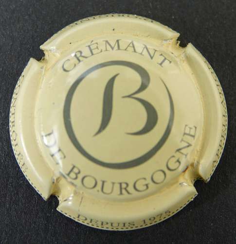 Capsule de Crémant de Bourgogne lettre 