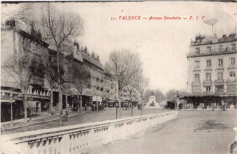 VALENCE , Avenue Gambetta 