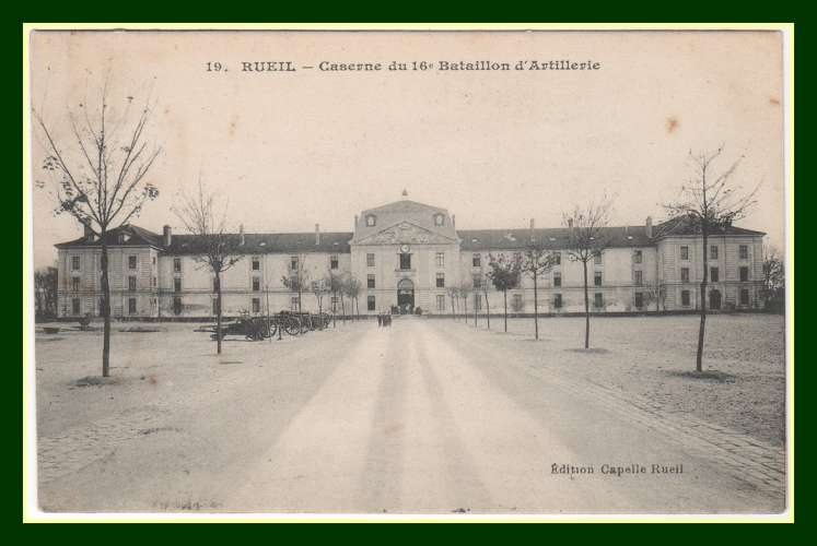 CPA (92) RUEIL Caserne du 16e Bataillon d' Artillerie, voy. 1905 (voir) > Dreux